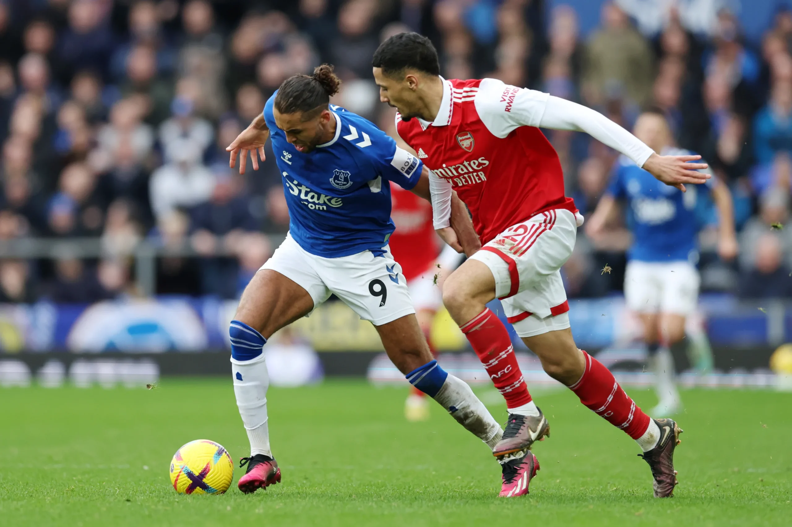 Soi kèo bóng đá full trận Arsenal vs Everton