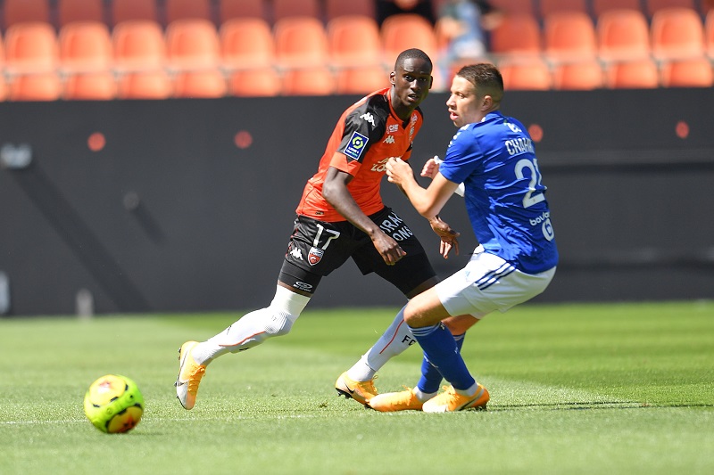 Soi kèo bóng đá full trận Lorient vs Strasbourg